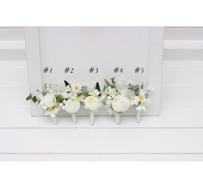 Wedding Boutonnieres & Wrist Corsage in White | Daisy Boutonniere & Mother Corsage