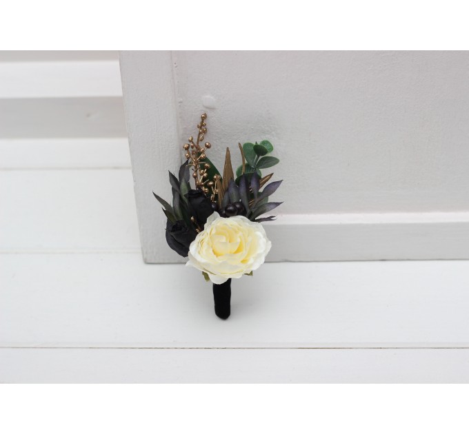 Wedding Boutonnieres and Wrist Corsages in Hunter Green, Ivory, Black, and Gold