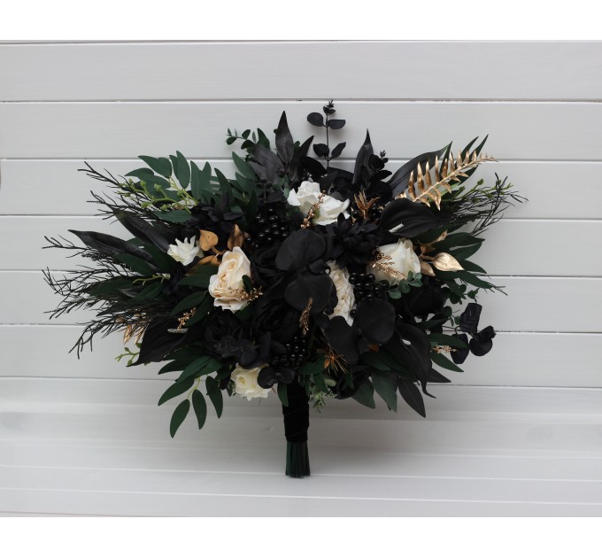 Hunter Green, Ivory, Black, and Gold Wedding Bouquets – Classic & Cascading Bridal Designs
