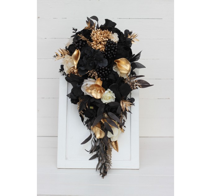 Ivory, Black, and Gold Wedding Bouquets – Gothic & Moody Bridal Designs