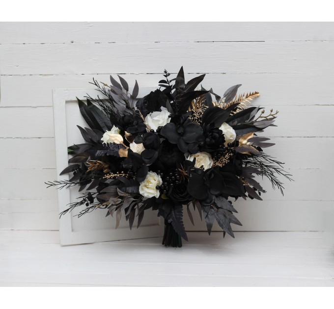 Ivory, Black, and Gold Wedding Bouquets – Gothic & Moody Bridal Designs