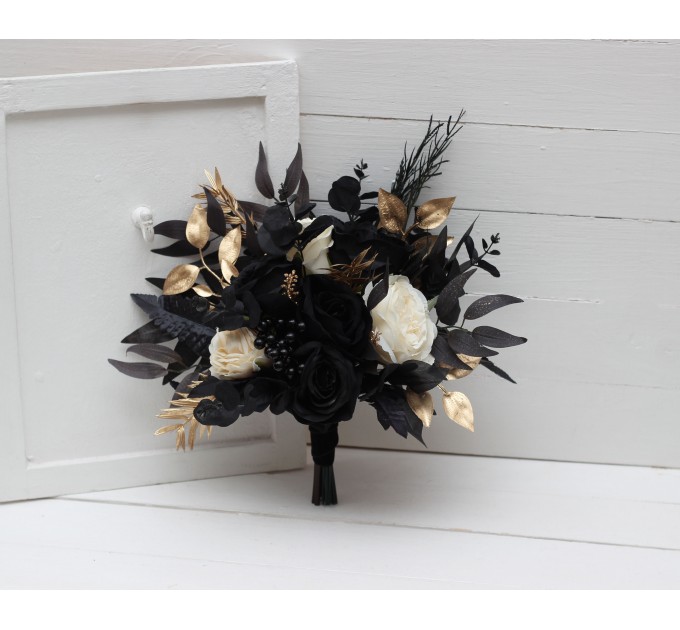 Ivory, Black, and Gold Wedding Bouquets – Gothic & Moody Bridal Designs