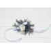  Select boutonniere, corsage: Corsage