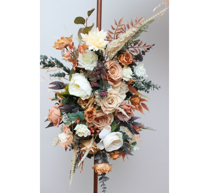  Terracotta ivory flower arrangement for wedding arch. Orange ivory archway flowers for fall wedding. Pergola flowers. Wedding flowers. 0029