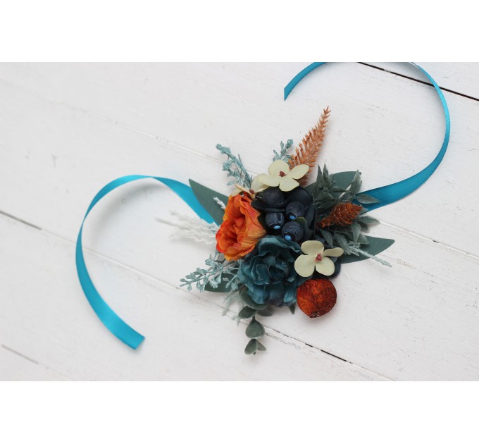 Wedding boutonnieres and wrist corsage in teal rust ivory color theme. Flower accessories. 0034 EU UK