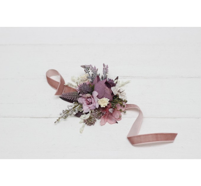  Wedding boutonnieres and wrist corsage  in mauve purple cream color scheme. Flower accessories. 5114