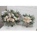  
Select bouquet: Bridal bouquet
Select bouquet: Bridesmaid bouquet
