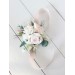  
Select boutonniere, corsage: Corsage