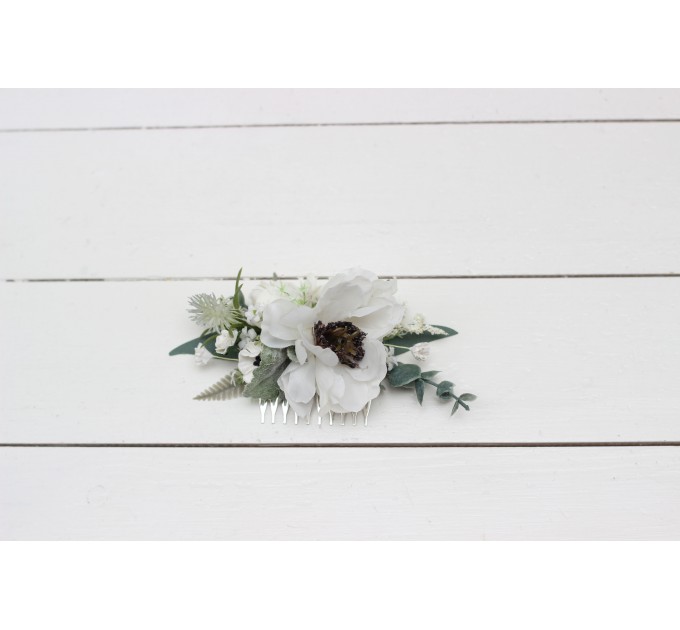 Flower comb in white color scheme. Wedding accessories for hair. Bridal flower comb. Bridesmaid floral comb. 5013