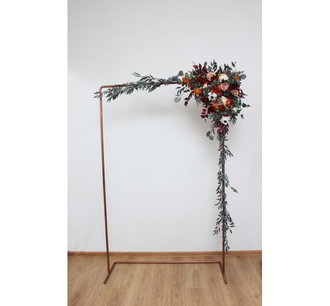 Burgundy rust ivory cinnamon arch arrangement. Flower arrangement for wedding arch. Archway flowers for fall wedding. Pergola flowers. Wedding arbor flowers. 0039