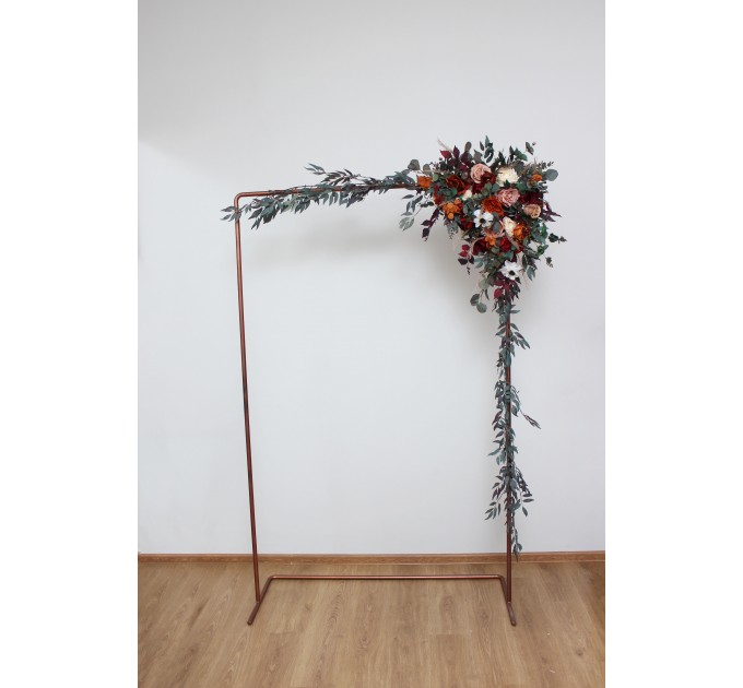 Burgundy rust ivory cinnamon arch arrangement. Flower arrangement for wedding arch. Archway flowers for fall wedding. Pergola flowers. Wedding arbor flowers. 0039