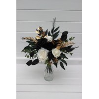 Ivory black gold hunter green table mini bouquets. 5300
