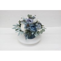 Dusty blue white centerpiece. Table decor. Wedding flowers in box. 0508