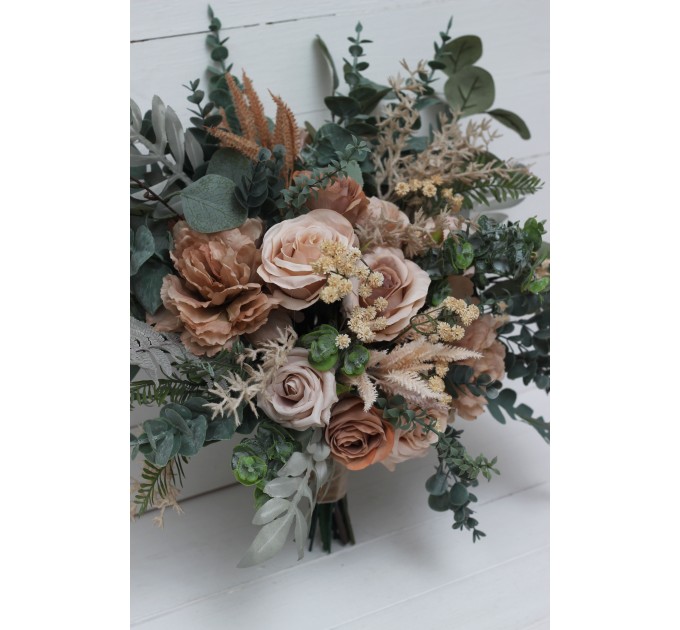 Wedding bouquets in beige brown colors. Bridal bouquet. Faux bouquet. Bridesmaid bouquet. 0507