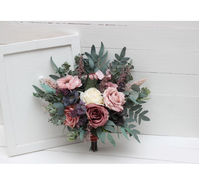 Wedding bouquets in navy blue dusty rose mauve colors. Bridal bouquet. Cascading bouquet. Faux bouquet. Bridesmaid bouquet. 5012