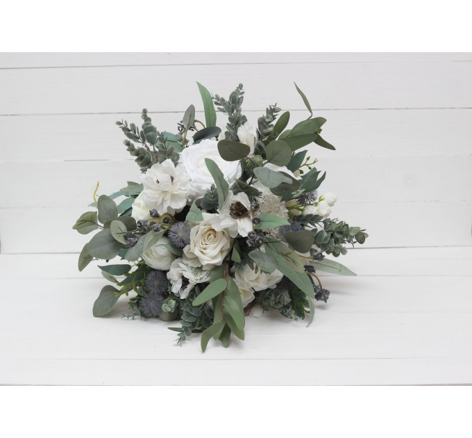 Wedding bouquets in whte colors. Bridal bouquet. Cascading bouquet. Faux bouquet. Bridesmaid bouquet. White anemone bouquet. Classic wedding. 5013-2