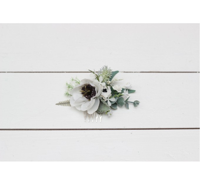 Flower comb in white color scheme. Wedding accessories for hair. Bridal flower comb. Bridesmaid floral comb. 5013