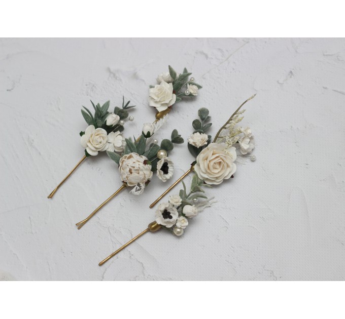 Set of 5  hair pins in  white color scheme. Hair accessories. Flower accessories for wedding.  5013