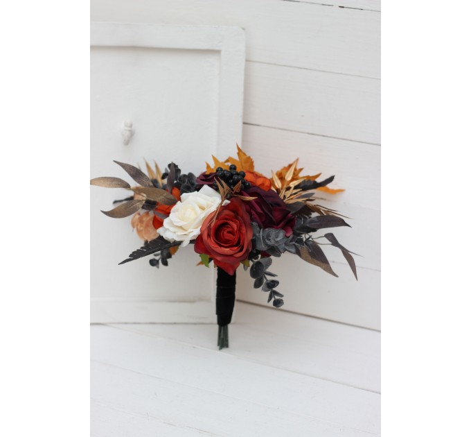 Halloween wedding bouquets in purple black rust gold colors. Bridal bouquet. Cascading bouquet. Faux bouquet. Bridesmaid bouquet. 5014