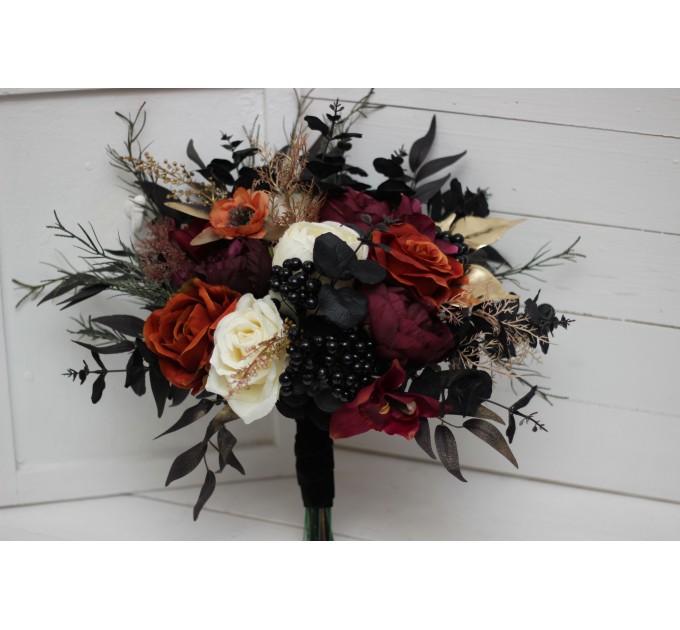 Halloween wedding bouquets in purple black rust gold colors. Bridal bouquet. Cascading bouquet. Faux bouquet. Bridesmaid bouquet. 5014