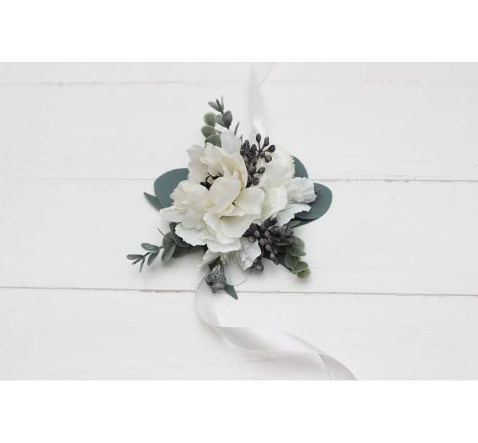  Wedding boutonnieres and wrist corsage  in white color scheme. Flower accessories. 5013