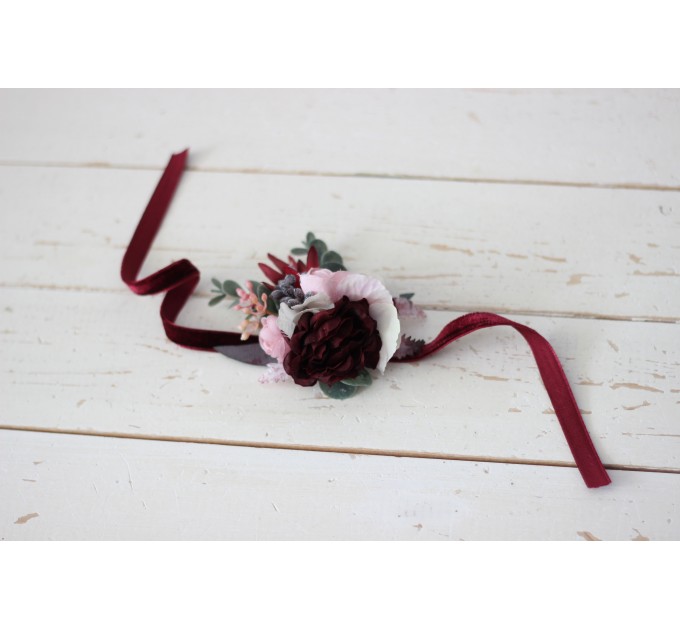  Wedding boutonnieres and wrist corsage  in burgundy dusty pink color scheme. Flower accessories. 5019