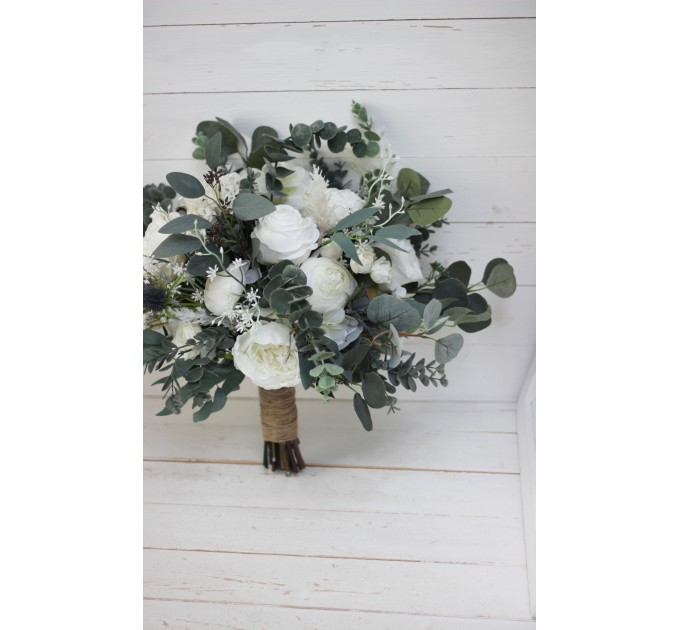 Wedding bouquets in white colors. Bridal bouquet. Cascading bouquet. Faux bouquet. Bridesmaid bouquet. 5021