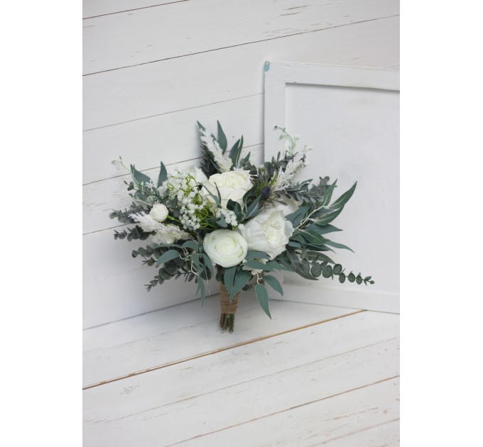 Wedding bouquets in white colors. Bridal bouquet. Cascading bouquet. Faux bouquet. Bridesmaid bouquet. 5021