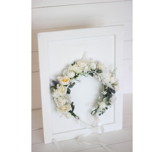 White flower crown. Hair wreath. Flower girl crown. Wedding flowers. 5021