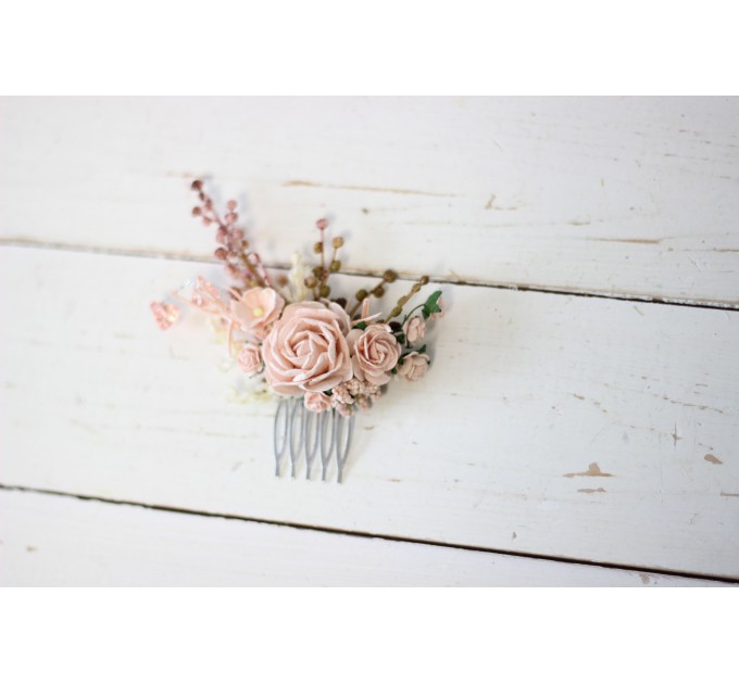 Flower comb in blush pink color scheme. Wedding accessories for hair. Bridal flower comb. Bridesmaid floral comb. 5027-sara