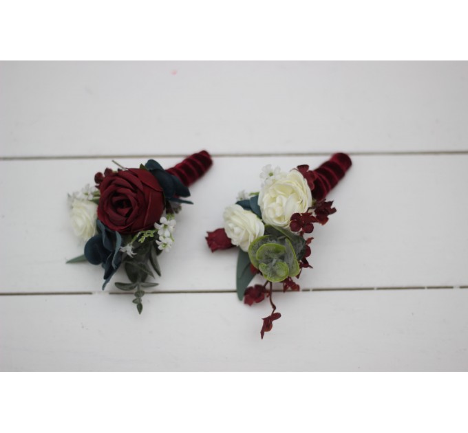 Wedding boutonniere and wrist corsage in burgundy navy blue white color scheme. Flower accessories. 5024