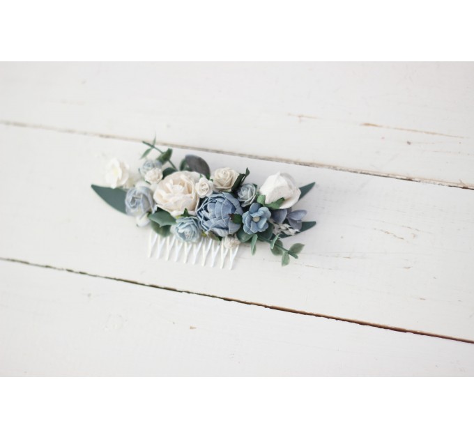 Flower comb in dusty blue white color scheme. Wedding accessories for hair. Bridal flower comb. Bridesmaid floral comb. 5031