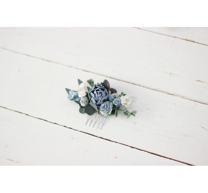 Flower comb in dusty blue white color scheme. Wedding accessories for hair. Bridal flower comb. Bridesmaid floral comb. 5031