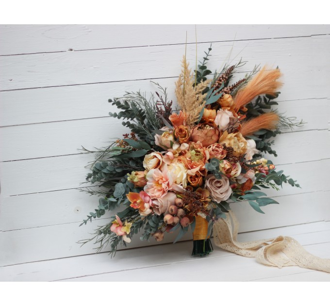 Wedding bouquets in orange rust peach colors. Bridal bouquet. Cascading bouquet. Faux bouquet. Bridesmaid bouquet. 0001