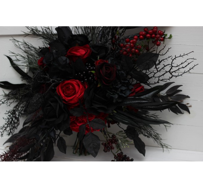 Halloween wedding bouquets in black and red colors. Bridal bouquet. Faux bouquet. Bridesmaid bouquet. 5041