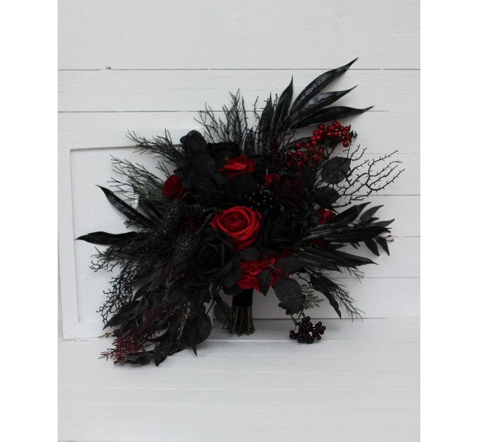 Halloween wedding bouquets in black and red colors. Bridal bouquet. Faux bouquet. Bridesmaid bouquet. 5041