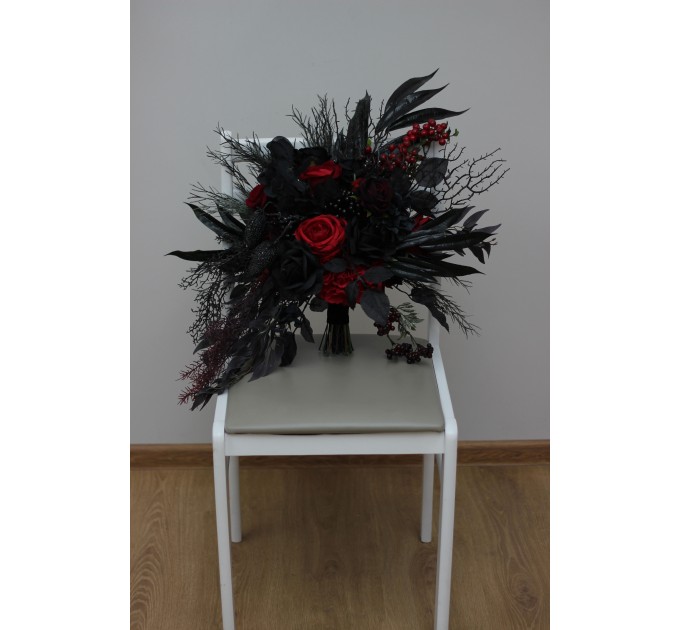 Halloween wedding bouquets in black and red colors. Bridal bouquet. Faux bouquet. Bridesmaid bouquet. 5041