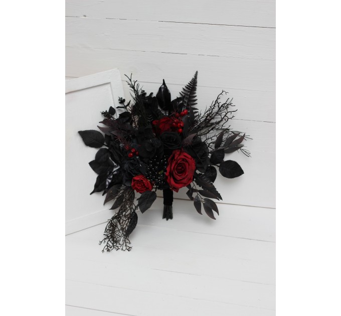Halloween wedding bouquets in black and red colors. Bridal bouquet. Faux bouquet. Bridesmaid bouquet. 5041