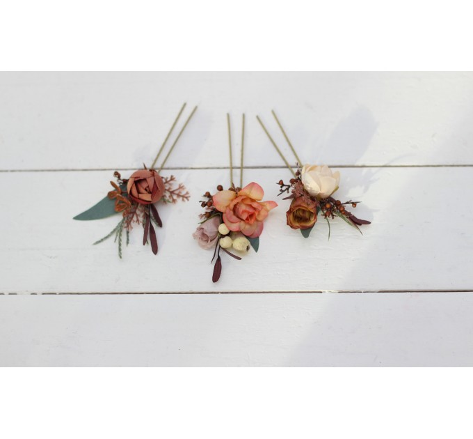 Set of 3 hair pins in terracotta rust peach color scheme. Hair accessories. Flower accessories for wedding. 5040