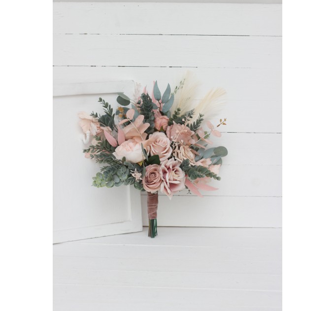 Wedding bouquets in beige blush pink colors. Bridal bouquet. Faux bouquet. Bridesmaid bouquet. 5043