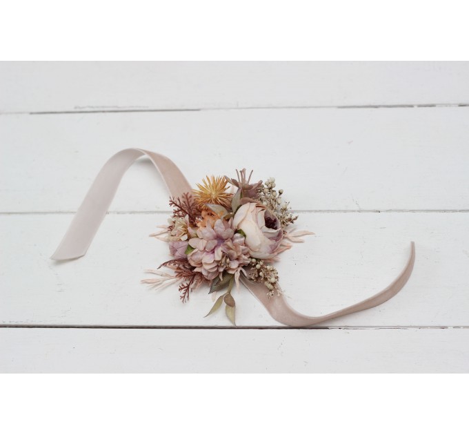  Wedding boutonnieres and wrist corsage  in beige pale orange color scheme. Flower accessories. 5045