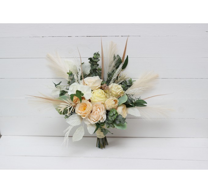 Wedding bouquets in cream ivory champagne colors. Bridal bouquet. Faux bouquet. Bridesmaid bouquet. 5049