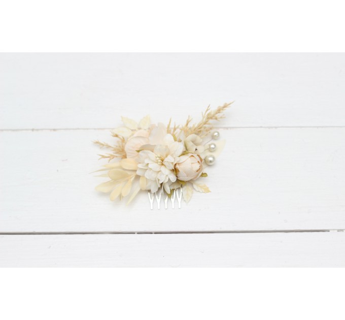 Flower comb in champagne ivory cream color scheme. Wedding accessories for hair. Bridal flower comb. Bridesmaid floral comb. 5206
