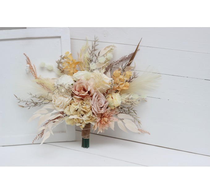 Wedding bouquets in ivory cream sand colors. Bridal bouquet. Faux bouquet. Bridesmaid bouquet. 5049-3
