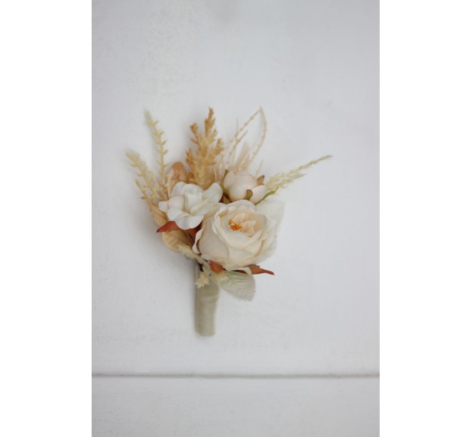  Wedding boutonnieres and wrist corsage  in champagne ivory cream color scheme. Flower accessories. 5049-2