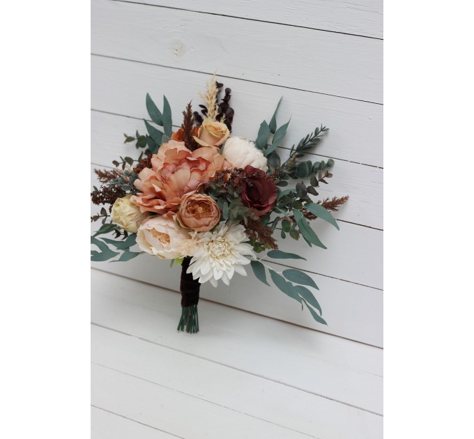 Wedding bouquets in orange rust cinnamon peach colors. Bridal bouquet. Faux bouquet. Bridesmaid bouquet. 5058