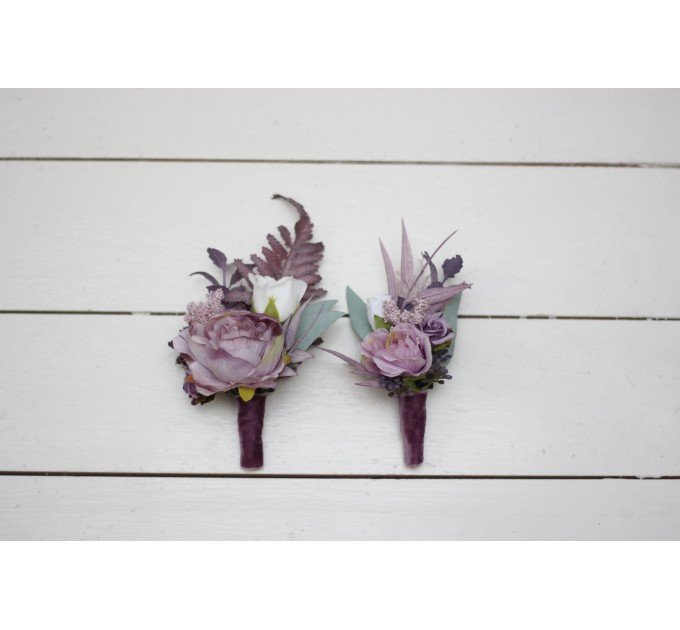  Wedding boutonnieres and wrist corsage  in lilac white mauve color scheme. Flower accessories. 5059-1