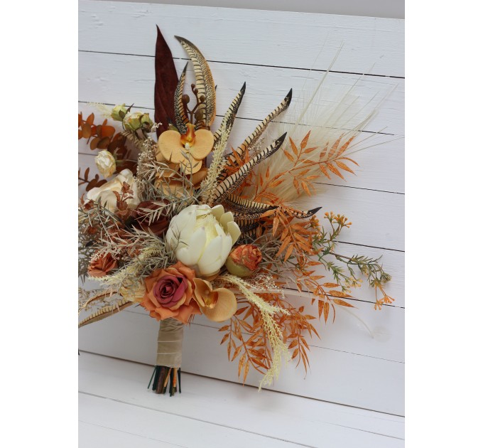 Boho protea bouquet in rust and ivory colors. Bridal bouquet. Faux bouquet. Bridesmaid bouquet. 5072