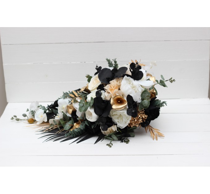 Wedding bouquets in black gold white colors. Bridal bouquet. Cascading bouquet. Faux bouquet. Bridesmaid bouquet. 5065