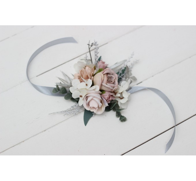 Wedding boutonnieres and wrist corsage  in beige white gray color scheme. Flower accessories. 5078